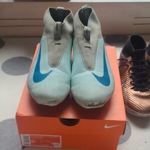 Nike Kids Teal and Gray Soccer Sneakers